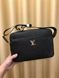 Picture of LV Mens Bags _SKUfw97613631fw